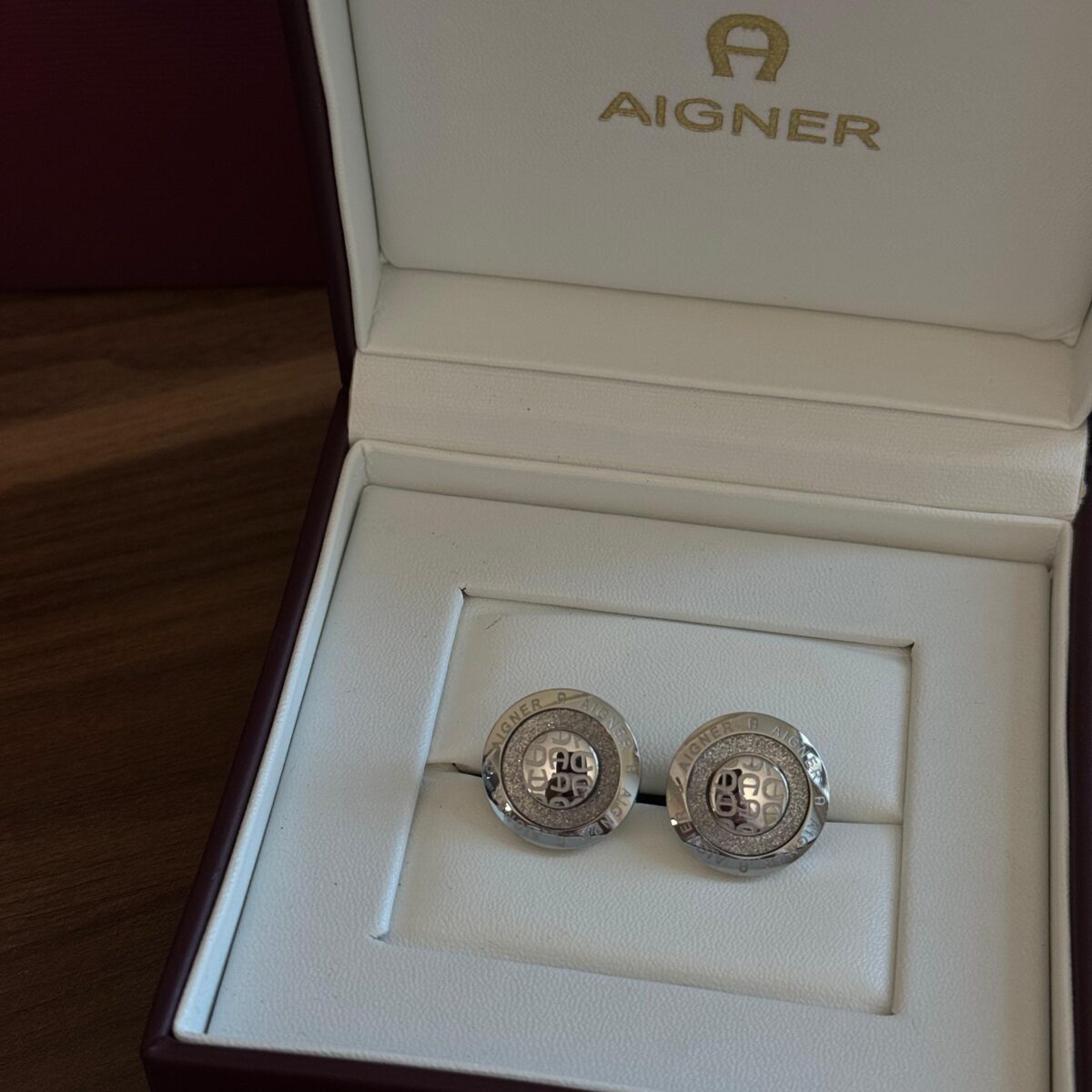 Aigner Cufflinks - Image 1