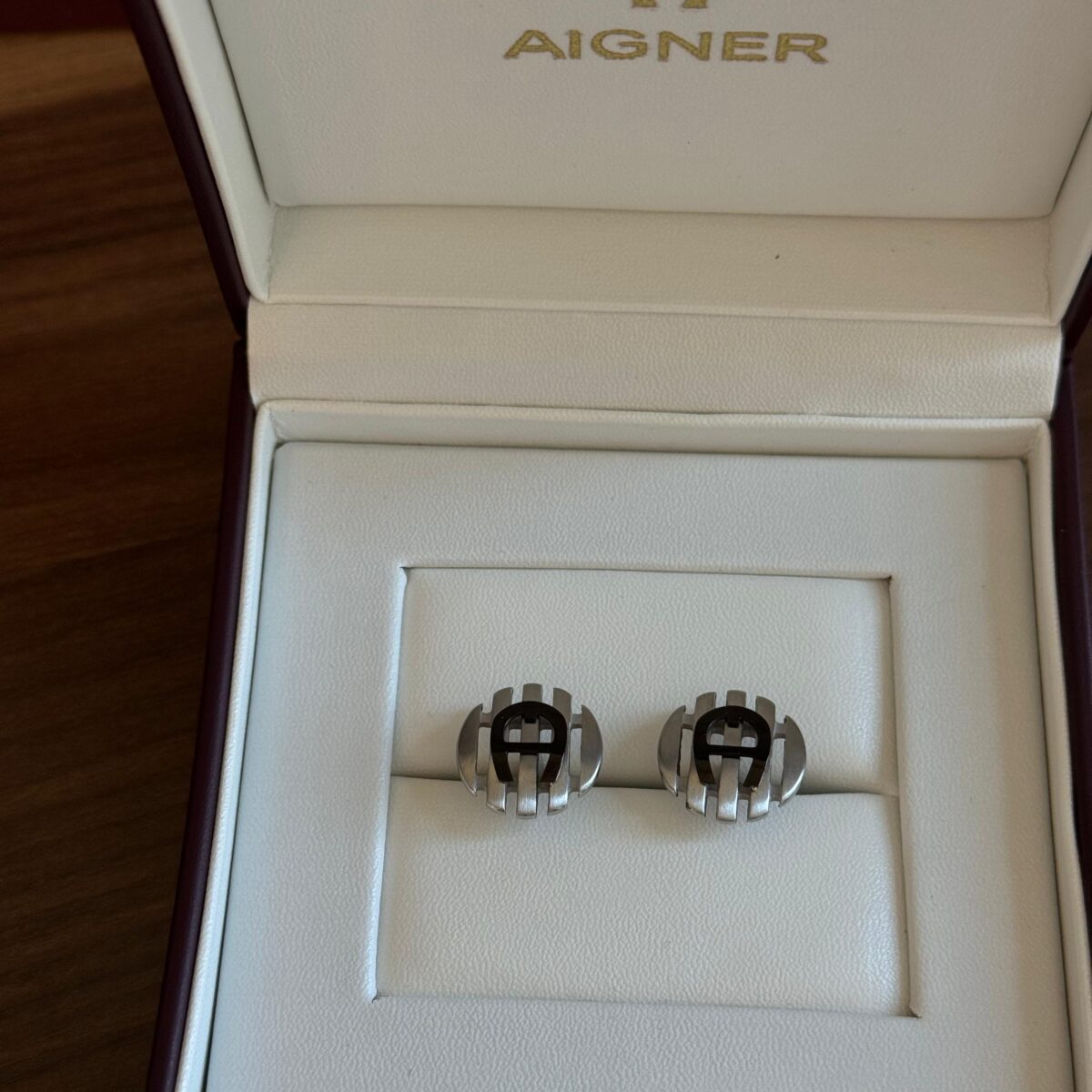 Aigner Cufflinks - Image 1