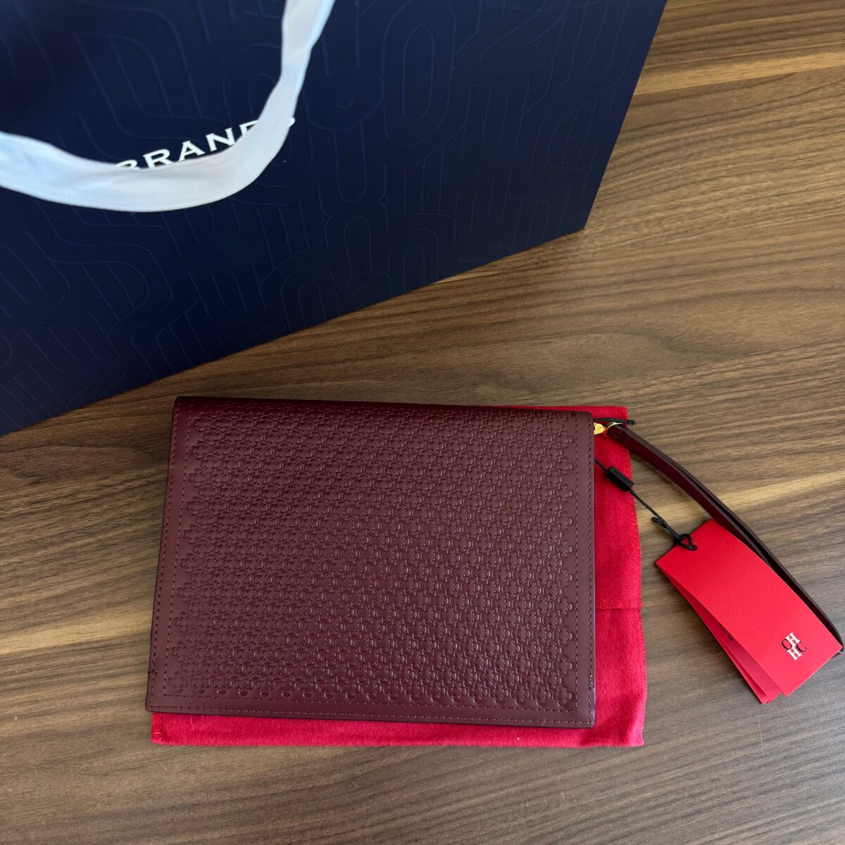 CH Clutch - Image 3